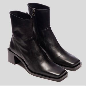L’intervalle Black leather ankle booties *BRAND NEW